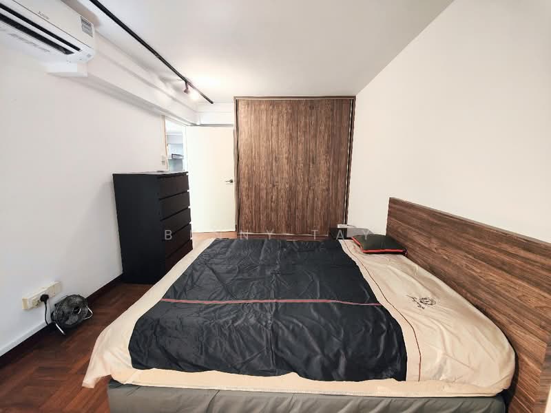9 Holland Avenue, 9 Holland Avenue, 2 Bedrooms, 786 sqft, HDB Flat For Rent, by Benny Tay, 500207332 - PropertyGuru.com.sg