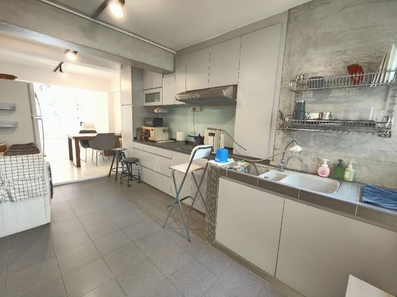 9 Holland Avenue, 9 Holland Avenue, 2 Bedrooms, 786 sqft, HDB Flat For Rent, by Benny Tay, 500207332 - PropertyGuru.com.sg