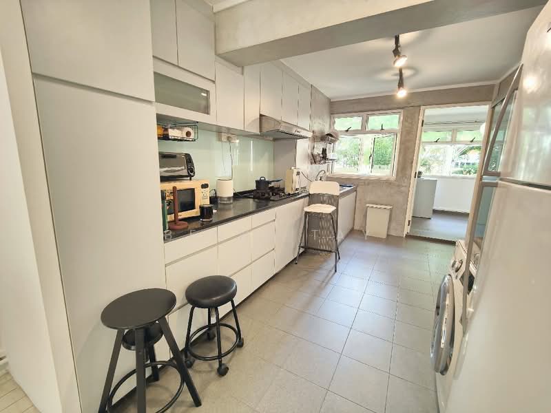 9 Holland Avenue, 9 Holland Avenue, 2 Bedrooms, 786 sqft, HDB Flat For Rent, by Benny Tay, 500207332 - PropertyGuru.com.sg