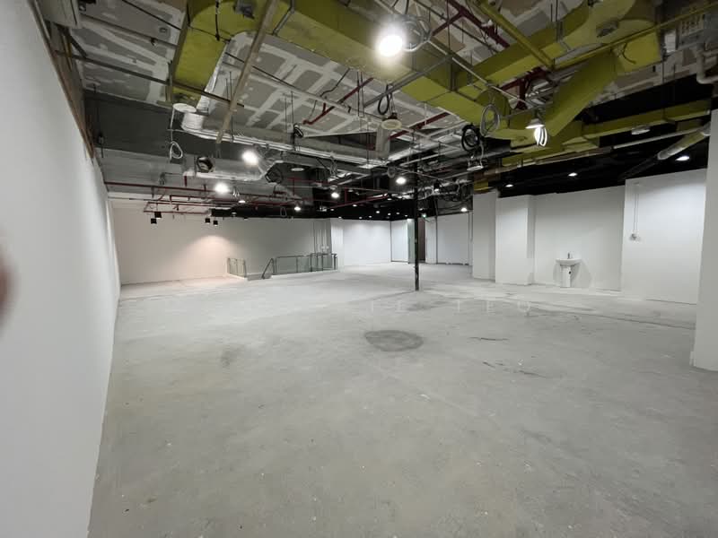 Duplex Retail Space 3,135sf with washroom avail @ Tampines Regional Central, , 3,135 sqft, Other Retail For Rent, by Marjorie Teo, 500207334 - Interior - CommercialGuru.com.sg