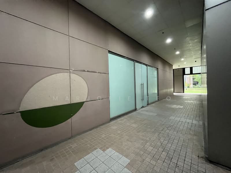Duplex Retail Space 3,135sf with washroom avail @ Tampines Regional Central, , 3,135 sqft, Other Retail For Rent, by Marjorie Teo, 500207334 - Corridor - CommercialGuru.com.sg