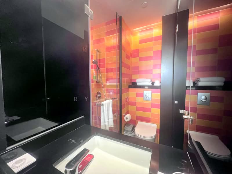 Modern stylish living | Convenience at door step, , Room Rental, 170 sqft, Condominium For Rent, by Ryan Yap, 500207336 - Bathroom - PropertyGuru.com.sg