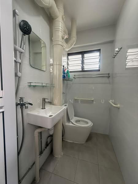 274 Bangkit Road, 274 Bangkit Road, Room Rental, 100 sqft, HDB Flat For Rent, by Lorraine Lum, 500207337 - Bathroom - PropertyGuru.com.sg