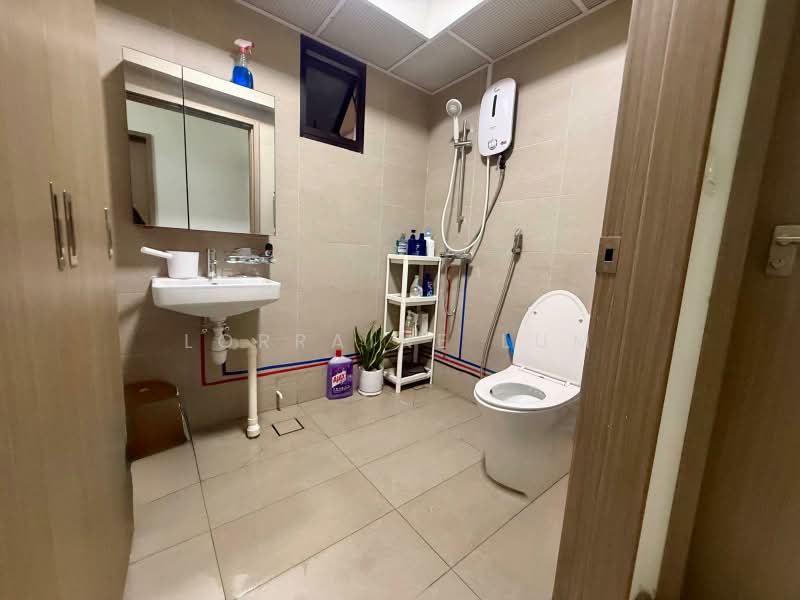 128A Plantation Crescent, 128A Plantation Crescent, Room Rental, 100 sqft, HDB Flat For Rent, by Lorraine Lum, 500207342 - Bathroom - PropertyGuru.com.sg
