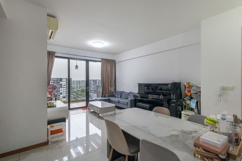 8 @ Woodleigh, 8 Woodleigh Close, 3 Bedrooms, 1,163 sqft, Condominium For Rent, by Sanche Jagatheesan, 500207346 - Living Room - PropertyGuru.com.sg