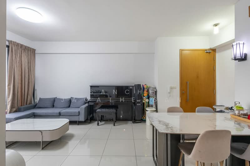 8 @ Woodleigh, 8 Woodleigh Close, 3 Bedrooms, 1,163 sqft, Condominium For Rent, by Sanche Jagatheesan, 500207346 - Living Room - PropertyGuru.com.sg