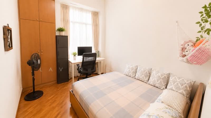 Tanglin Regency, 381 Tanglin Road, 2 Bedrooms, 710 sqft, Condominium For Rent, by Laven Loo 吕欣颐, 500207365 - PropertyGuru.com.sg