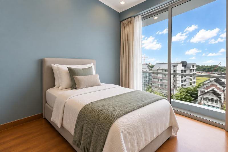 Riviera Residences, 11 Riviera Drive, Bedok / Upper East Coast, 4 Bedrooms, 2,476 sqft, Condominium For Sale, by Paul Teo, 500207376 - Bedroom - PropertyGuru.com.sg