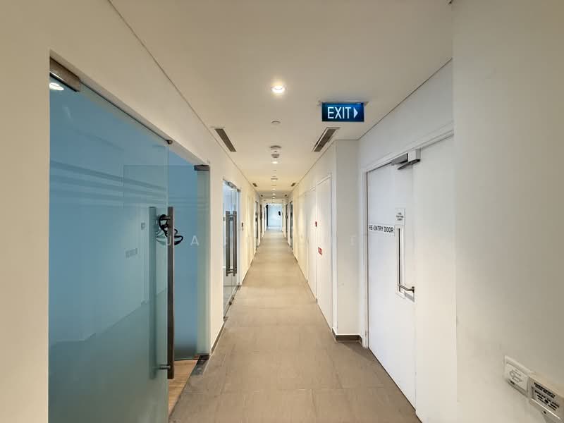 Woods Square, 8 Woodlands Square, 560 sqft, Office For Rent, by Jacq Chee, 500207380 - Corridor - CommercialGuru.com.sg