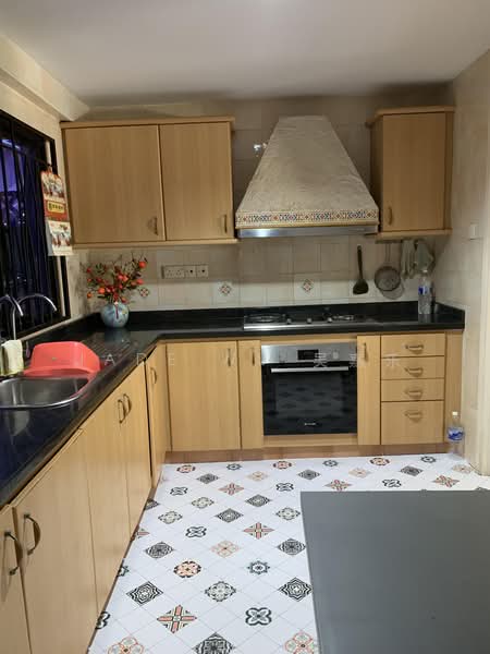 The Springfield, Chempaka Kuning Link, 4 Bedrooms, 2,336 sqft, Cluster House For Sale, by Jade Wu 吴嘉乐, 500207385 - Kitchen - PropertyGuru.com.sg