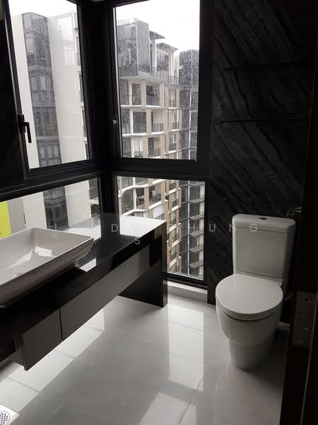 River Isles, Punggol Central, 5 Bedrooms, 1,475 sqft, Condominium For Rent, by Juddy Chung S Y, 500207389 - Bathroom - PropertyGuru.com.sg