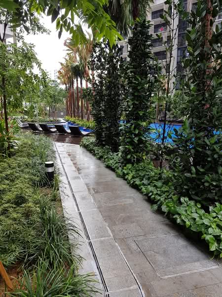 River Isles, Punggol Central, 5 Bedrooms, 1,475 sqft, Condominium For Rent, by Juddy Chung S Y, 500207389 - Pool - PropertyGuru.com.sg