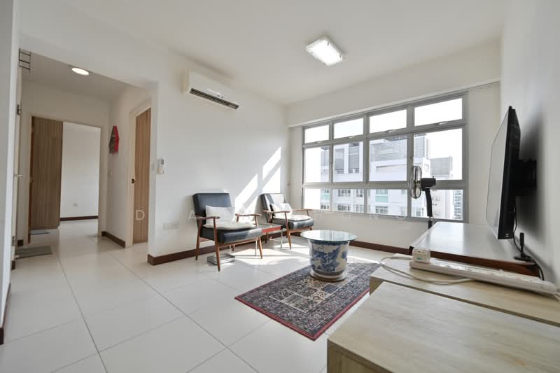 212B Punggol Walk, 212B Punggol Walk, 2 Bedrooms, 721 sqft, HDB Flat For Sale, by Dyann Thong, 500207396 - Living Room - PropertyGuru.com.sg