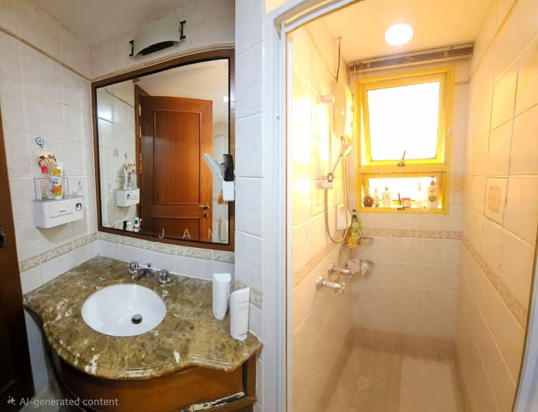 Villa Marina, 25 Jalan Sempadan, 3 Bedrooms, 1,130 sqft, Condominium For Sale, by James Yeo, 500207408 - Bathroom - PropertyGuru.com.sg