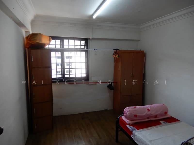 15 Hougang Avenue 3, 15 Hougang Avenue 3, 3 Bedrooms, 883 sqft, HDB Flat For Sale, by Wai Keet Ng (伍伟杰), 500207419 - Bedroom - PropertyGuru.com.sg