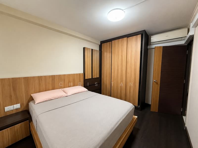 861 Yishun Avenue 4, 861 Yishun Avenue 4, 2 Bedrooms, 796 sqft, HDB Flat For Sale, by Chris Tan, 500207422 - Bedroom - PropertyGuru.com.sg