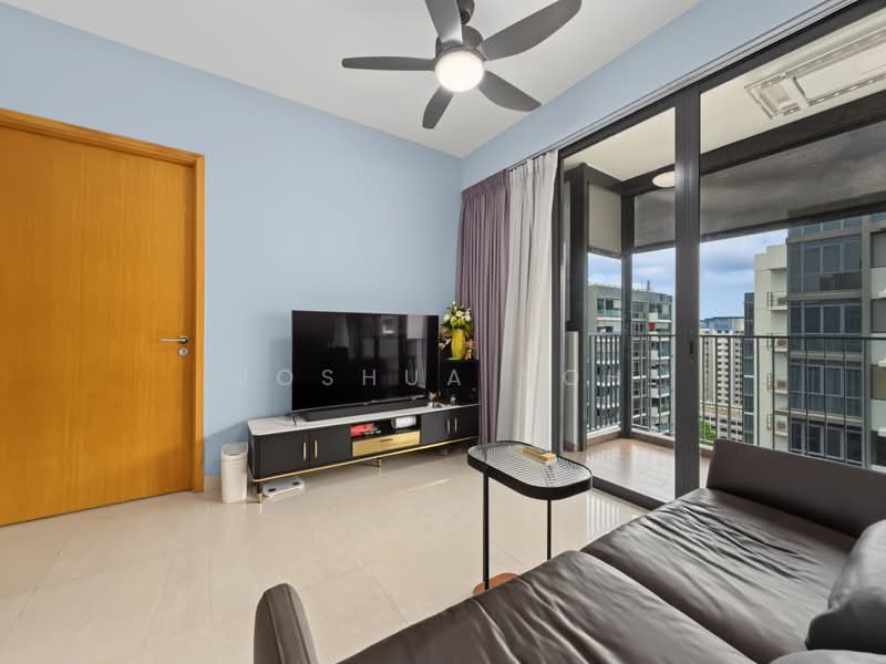 La Fiesta, 66 Sengkang Square, 2 Bedrooms, 753 sqft, Condominium For Sale, by Joshua Soh, 500207429 - Living Room - PropertyGuru.com.sg
