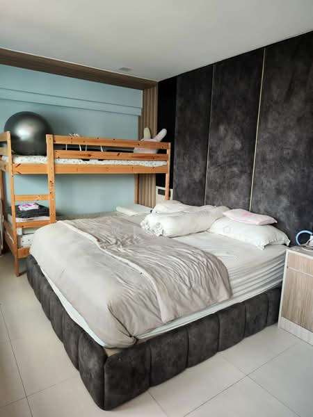 109 Pasir Ris Street 11, 109 Pasir Ris Street 11, 4 Bedrooms, 1,324 sqft, HDB Flat For Sale, by James Yeo, 500207434 - Bedroom - PropertyGuru.com.sg
