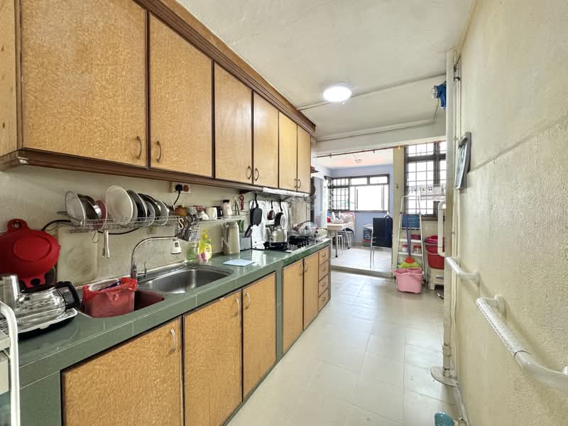 51 Lorong 6 Toa Payoh, 51 Lorong 6 Toa Payoh, 2 Bedrooms, 786 sqft, HDB Flat For Sale, by Bernie Cheo, 500207436 - Kitchen - PropertyGuru.com.sg