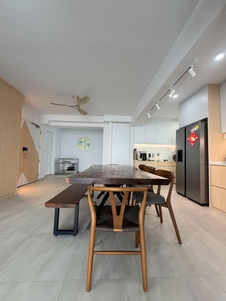 420C Northshore Drive, 420C Northshore Drive, 3 Bedrooms, 1,237 sqft, HDB Flat For Sale, by Evon Ng, 500207438 - Dining room - PropertyGuru.com.sg
