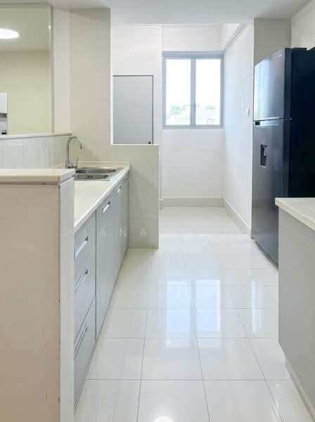 Blue Horizon, 29 West Coast Crescent, 2 Bedrooms, 968 sqft, Condominium For Rent, by Diana Teow, 500207439 - Kitchen - PropertyGuru.com.sg