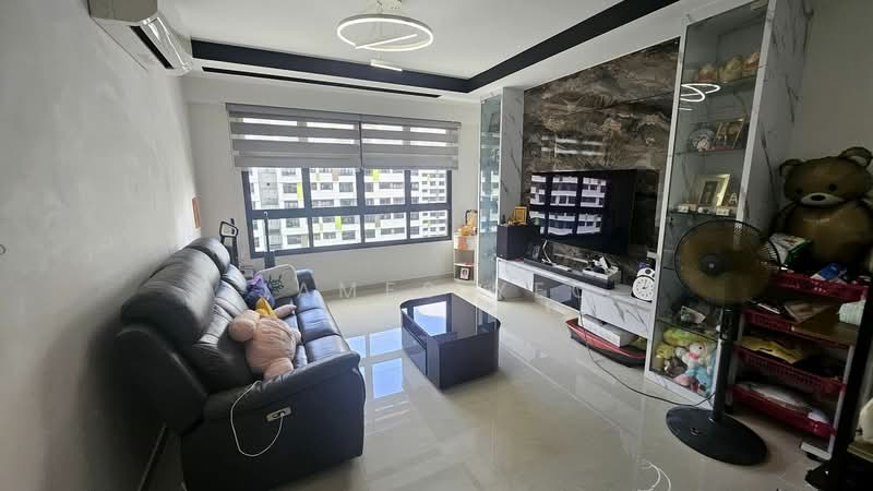 605A Tampines Street 61, 605A Tampines Street 61, 3 Bedrooms, 990 sqft, HDB Flat For Sale, by James Yeo, 500207441 - Living Room - PropertyGuru.com.sg