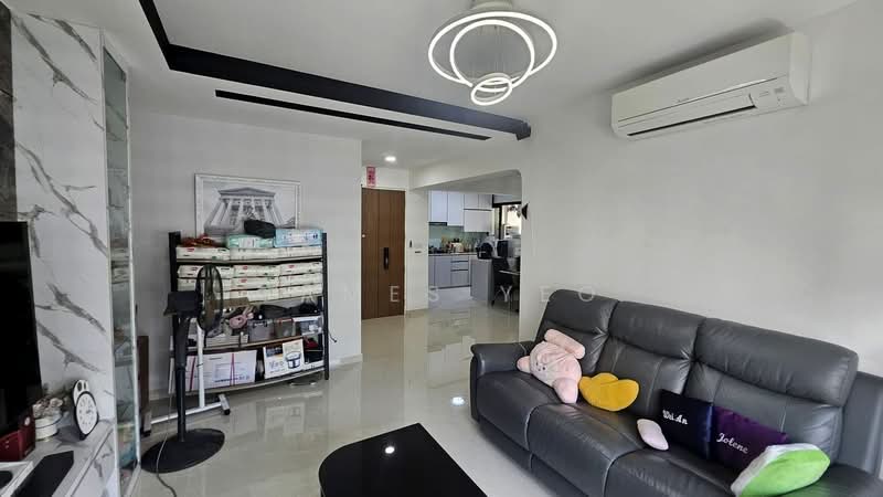 605A Tampines Street 61, 605A Tampines Street 61, 3 Bedrooms, 990 sqft, HDB Flat For Sale, by James Yeo, 500207441 - Living Room - PropertyGuru.com.sg