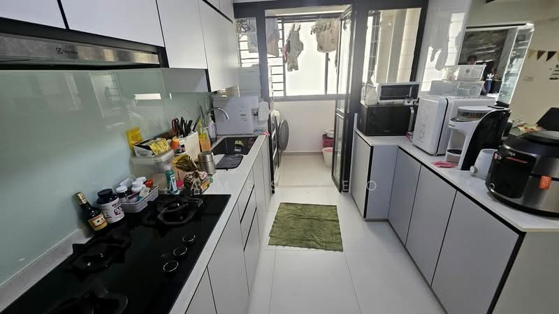 605A Tampines Street 61, 605A Tampines Street 61, 3 Bedrooms, 990 sqft, HDB Flat For Sale, by James Yeo, 500207441 - Kitchen - PropertyGuru.com.sg