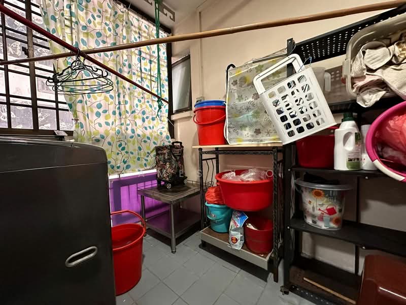 160 Hougang Street 11, 160 Hougang Street 11, 3 Bedrooms, 1,076 sqft, HDB Flat For Sale, by James Yeo, 500207451 - Interior - PropertyGuru.com.sg