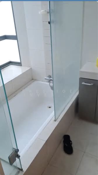 The Citrine, 18 Jalan Datoh, 2 Bedrooms, 958 sqft, Apartment For Rent, by ALAN, 500207452 - Bathroom - PropertyGuru.com.sg
