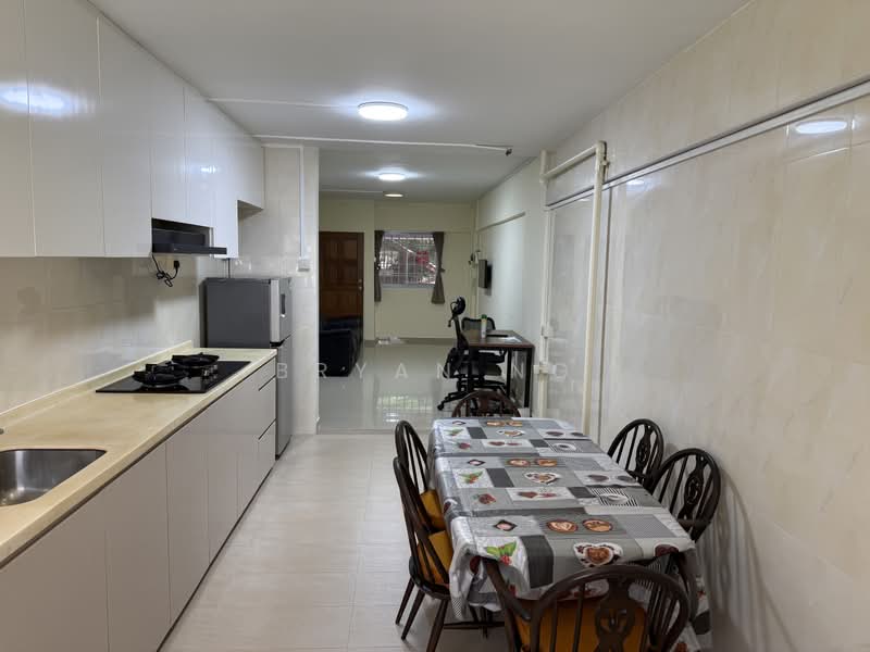 61 Telok Blangah Heights, 61 Telok Blangah Heights, 2 Bedrooms, 721 sqft, HDB Flat For Rent, by Bryan Ng, 500207455 - Kitchen - PropertyGuru.com.sg