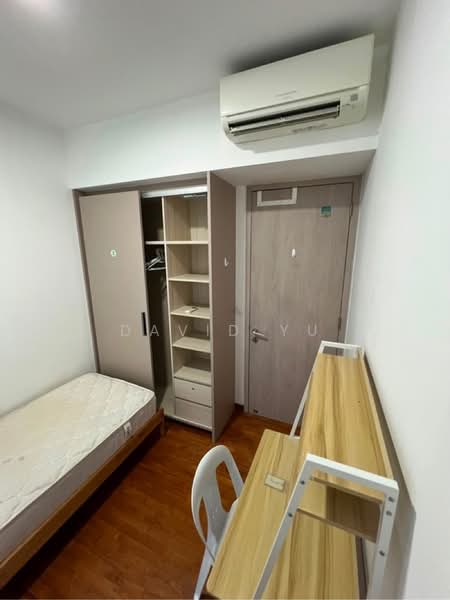 J Gateway, 2 Gateway Drive, Room Rental, 90 sqft, Condominium For Rent, by David Yu, 500207457 - PropertyGuru.com.sg