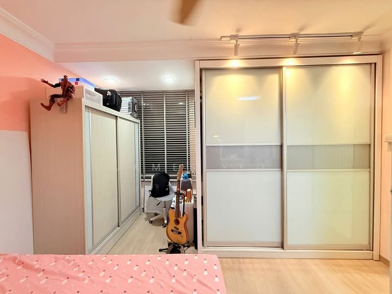 576 Woodlands Glen, 576 Woodlands Drive 16, 3 Bedrooms, 1,184 sqft, HDB Flat For Sale, by James Yeo, 500207468 - Bedroom - PropertyGuru.com.sg