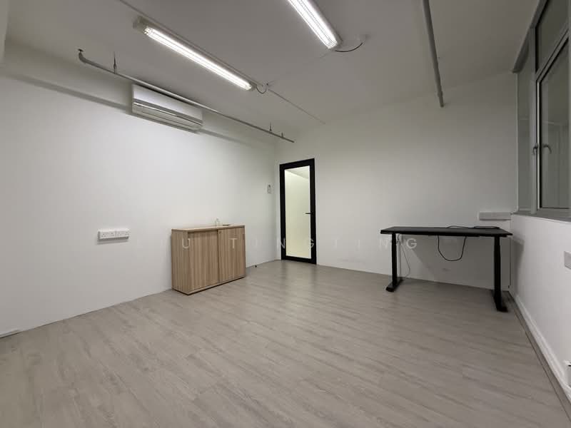 Enterprise Hub, 48 Toh Guan Road East, 800 sqft, Factory / Workshop (B2) For Rent, by Liu TingTing, 500207469 - Interior - CommercialGuru.com.sg