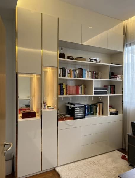 Renovated 3.5 Storey at Luxus Hill, with Lift, 1km to Rosyth, NS facing, Auspicious number!, Luxus Hill Drive, Seletar Green Ave, Luxus Hill Ave, 5 Bedrooms, 3,750 sqft, Terraced House For Sale, by Vicole Lim, 500207476 - Study - PropertyGuru.com.sg
