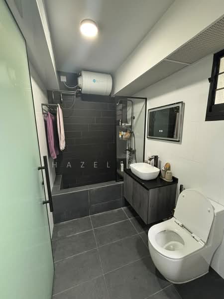 419D Northshore Drive, 419D Northshore Drive, 2 Bedrooms, 721 sqft, HDB Flat For Sale, by Hazel Goh, 500207480 - Bathroom - PropertyGuru.com.sg