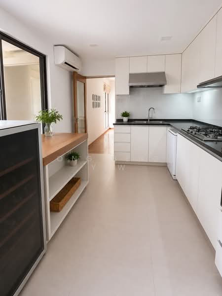 Villa Delle Rose, Taman Nakhoda, 3 Bedrooms, 3,272 sqft, Condominium For Rent, by Ong Beng Yew, 500207484 - Kitchen - PropertyGuru.com.sg