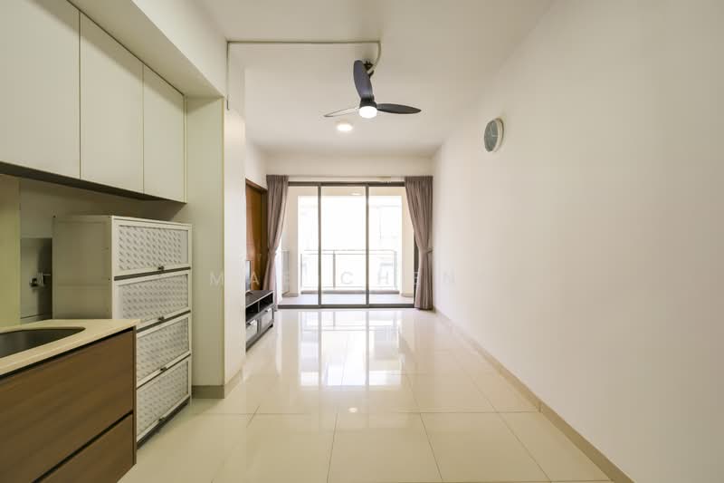 Miltonia Residences, 520 Miltonia Close, 1 Bedroom, 517 sqft, Condominium For Sale, by Mae Cheng, 500207488 - Living Room - PropertyGuru.com.sg