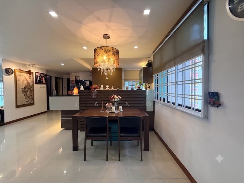 629 Senja Road, 629 Senja Road, 3 Bedrooms, 1,184 sqft, HDB Flat For Sale, by Jia En Or, 500207491 - Dining Room - PropertyGuru.com.sg