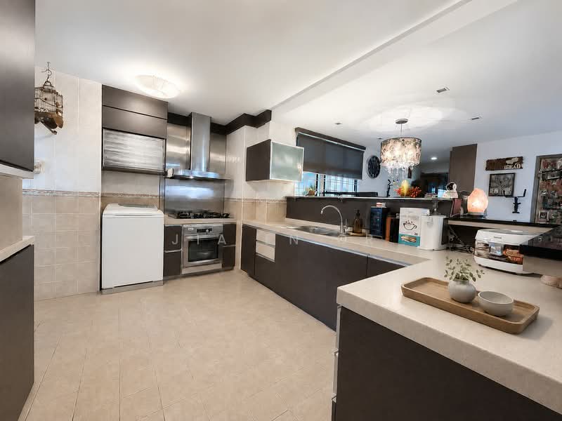 629 Senja Road, 629 Senja Road, 3 Bedrooms, 1,184 sqft, HDB Flat For Sale, by Jia En Or, 500207491 - Kitchen - PropertyGuru.com.sg