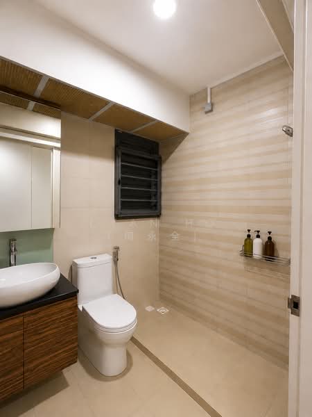 335C Anchorvale Crescent, 335C Anchorvale Crescent, 3 Bedrooms, 990 sqft, HDB Flat For Sale, by Cyan Ho (何永全), 500207495 - Bathroom - PropertyGuru.com.sg