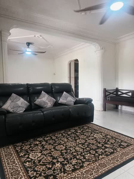 103 Teck Whye Lane, 103 Teck Whye Lane, 3 Bedrooms, 1,151 sqft, HDB Flat For Sale, by Liah Hanifah, 500207499 - Living Room - PropertyGuru.com.sg