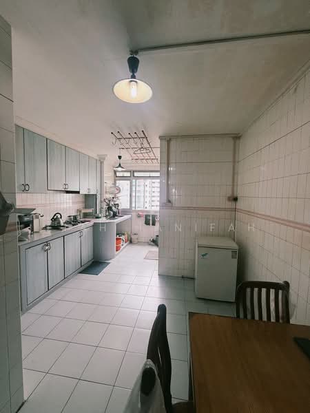 103 Teck Whye Lane, 103 Teck Whye Lane, 3 Bedrooms, 1,151 sqft, HDB Flat For Sale, by Liah Hanifah, 500207499 - Kitchen - PropertyGuru.com.sg