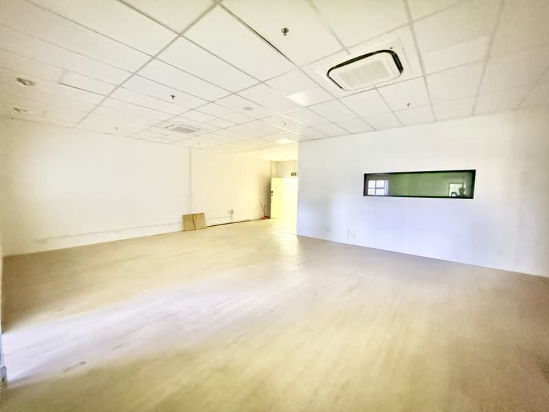 The Spire, 10 Bukit Batok Crescent, 1,614 sqft, Light Industrial (B1) For Rent, by Ivan Tan, 500207505 - Interior - CommercialGuru.com.sg