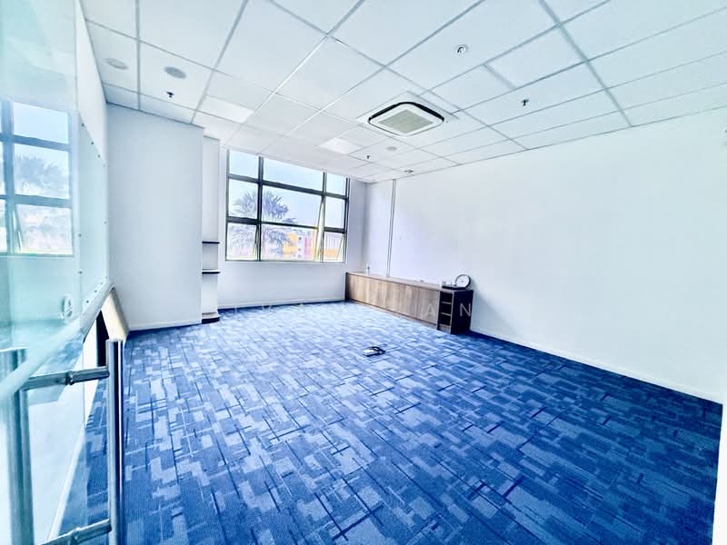 The Spire, 10 Bukit Batok Crescent, 1,614 sqft, Light Industrial (B1) For Rent, by Ivan Tan, 500207505 - Interior - CommercialGuru.com.sg