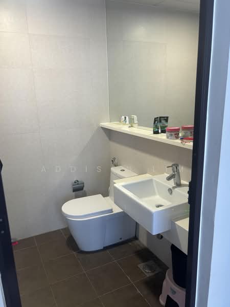 City Square Residences, 14 Kitchener Link, 3 Bedrooms, 1,206 sqft, Condominium For Rent, by Addison Lim, 500207506 - Bathroom - PropertyGuru.com.sg