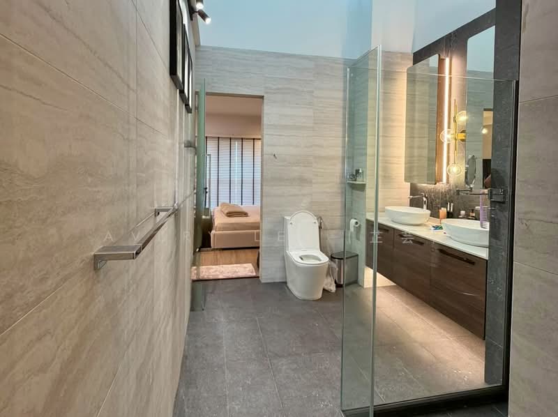 D19 Serangoon Central, NEX Mall, Kovan, Hong lee place too chu kang Serangoon mrt, 4 Bedrooms, 1,614 sqft, Terraced House For Sale, by Avery Lee (芷芸), 500207516 - Bathroom - PropertyGuru.com.sg