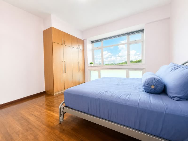 Summerhill, 50 Hume Avenue, 4 Bedrooms, 1,604 sqft, Condominium For Sale, by Lynn Lim, 500207522 - Bedroom - PropertyGuru.com.sg