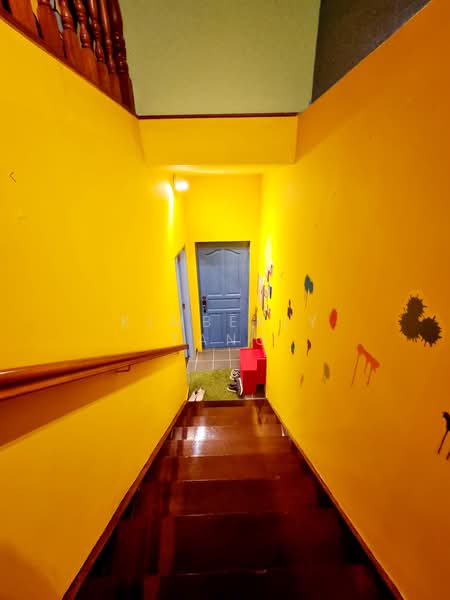 Tiong Bahru Estate, 12 Eng Hoon Street, 2 Bedrooms, 850 sqft, Shophouse For Rent, by Kimberly Tang, 500207531 - Entrance - PropertyGuru.com.sg