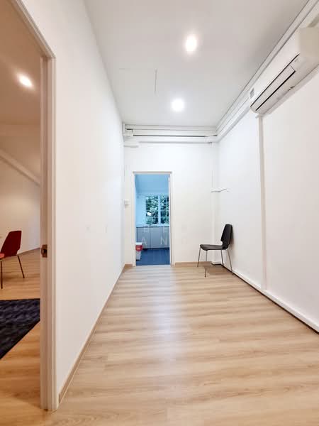 Tiong Bahru Estate, 12 Eng Hoon Street, 2 Bedrooms, 850 sqft, Shophouse For Rent, by Kimberly Tang, 500207531 - Corridor - PropertyGuru.com.sg